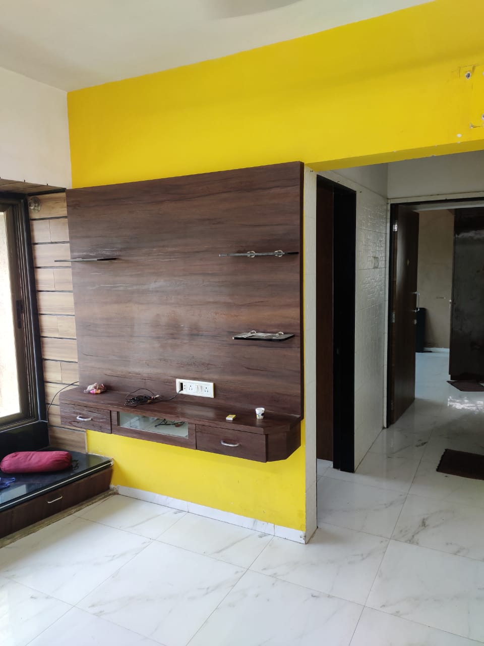 2 BHK Furnished property Borivali East